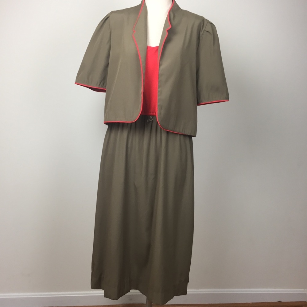 Vintage Dress with Jacket - Picture 2 of 7
